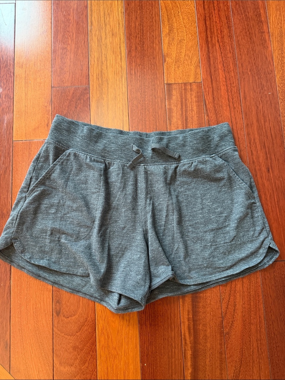 tek gear Women's Athletic Knit Shorts - Dark Gray